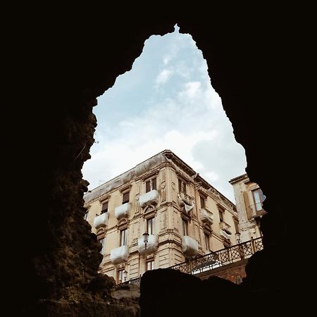 Antica Dimora Caruso Bed & Breakfast Catania Bagian luar foto