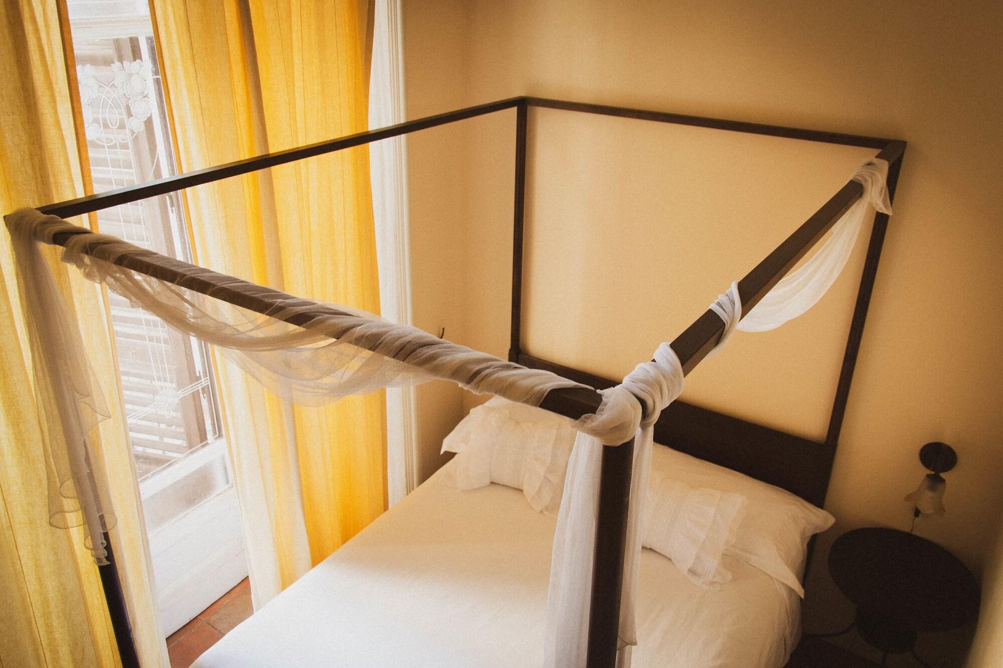 Antica Dimora Caruso Bed & Breakfast Catania Bagian luar foto