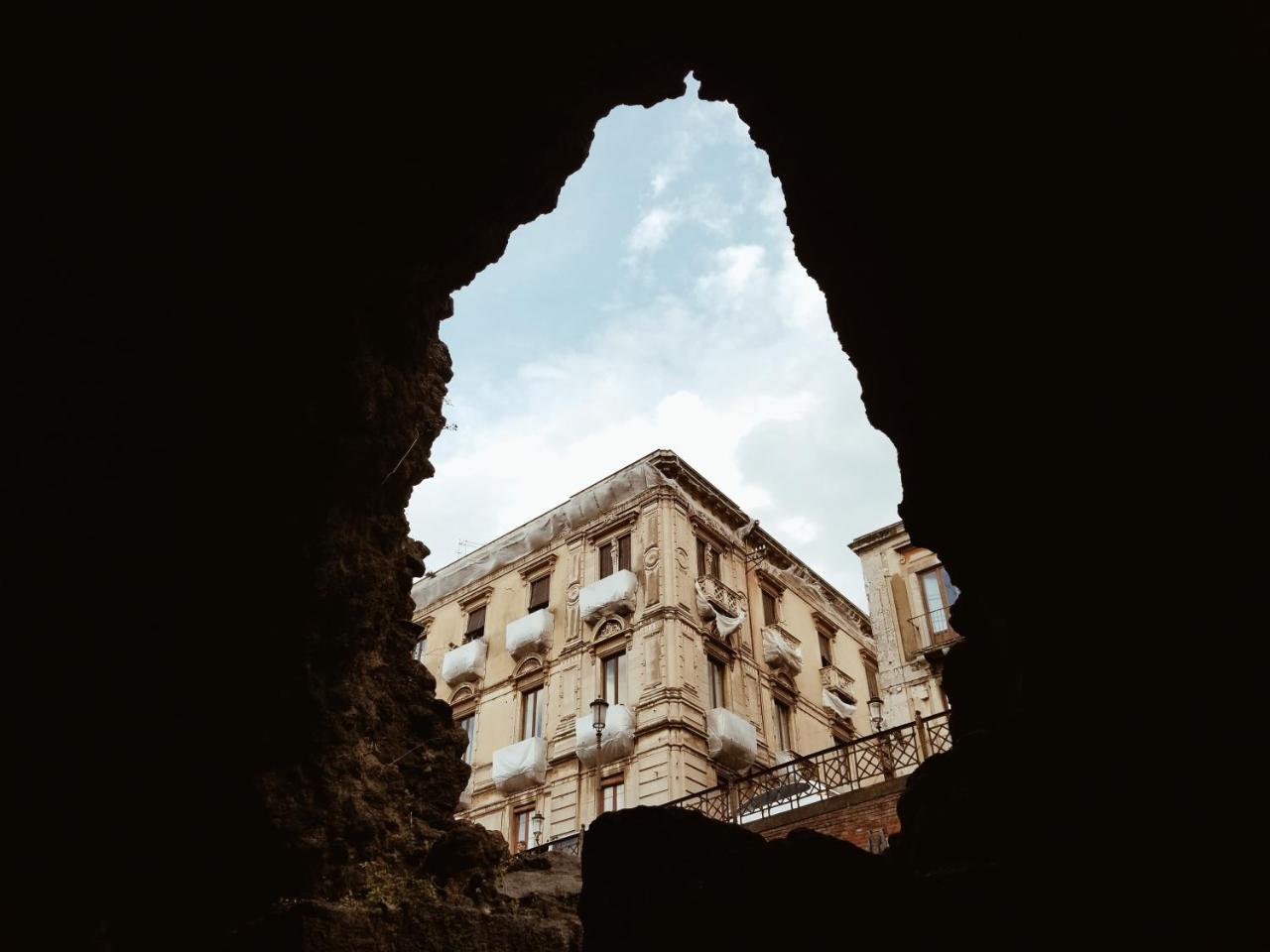 Antica Dimora Caruso Bed & Breakfast Catania Bagian luar foto