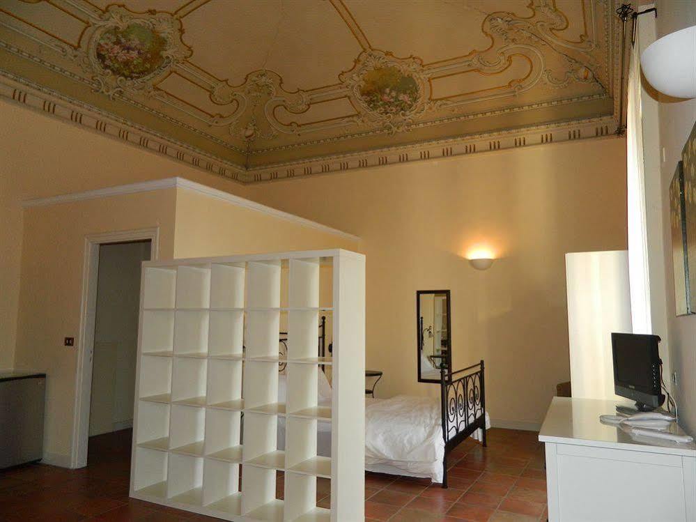 Antica Dimora Caruso Bed & Breakfast Catania Bagian luar foto